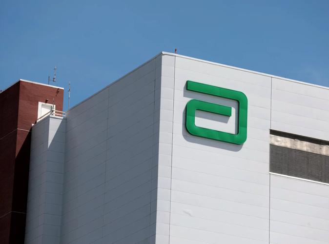 據報道,事件起因是今年2月,密歇根州的一家奶粉工廠疑似因產品污染